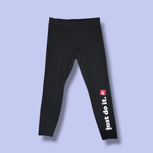 Nike Women's Black Leggings